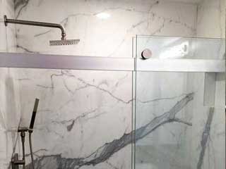 Slab Showers Cleveland Oh Natural Stone Shower Walls Youngstown Oh Natural Stone Showers Akron Ohio